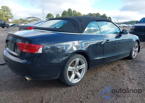2013 Audi A5 2.0T Premium z USA, uszkodzony, nr VIN WAUAFAFH6DN008812